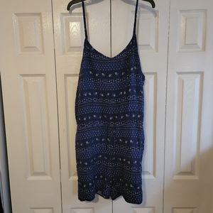 Old Navy Blue and white patterned shorts romper XXL